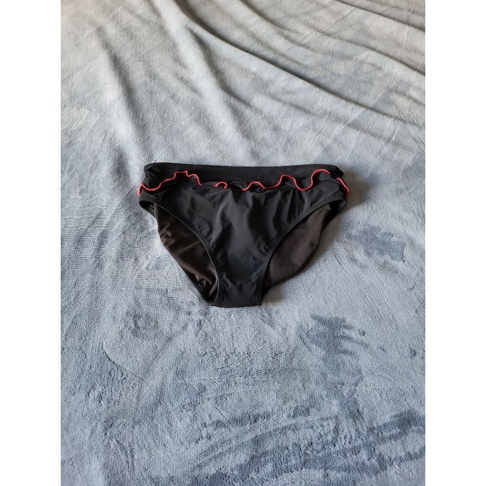 Profile swim bottom 